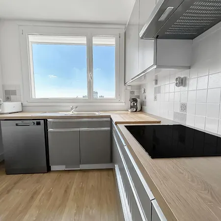élégance Et Vue Panoramique, Proche Zenith