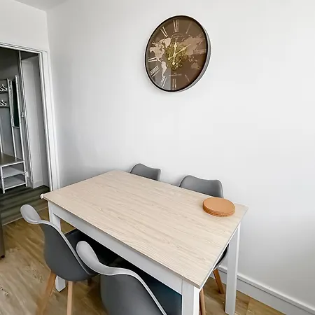 élégance Et Vue Panoramique, Proche Zenith Appartement